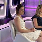 actualmente finalizados mis estudios superiores de música en la especialidad de Canto, ofrece clases de canto y lenguaje musical